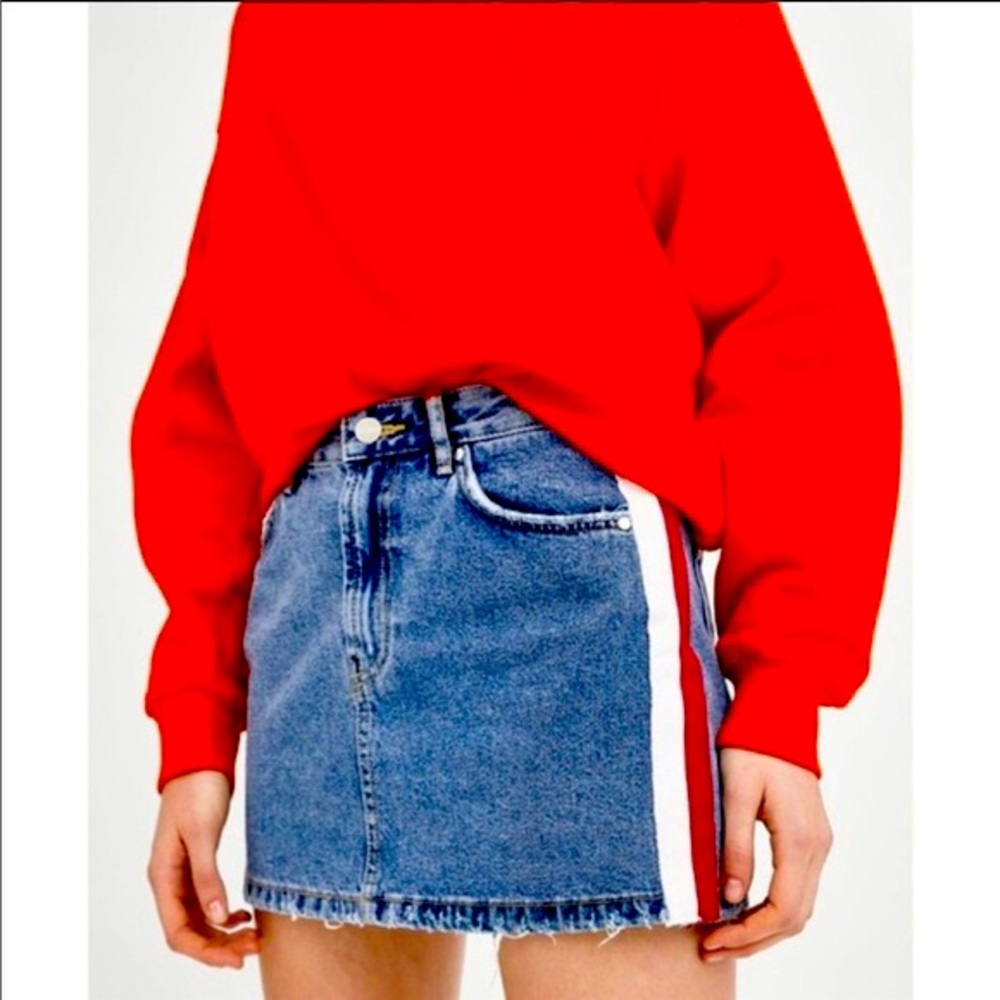Zara TRF mini denim red side stripe skirt